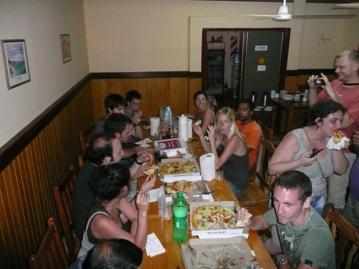 Hostel Residencial Uno Puerto Iguazú Zewnętrze zdjęcie