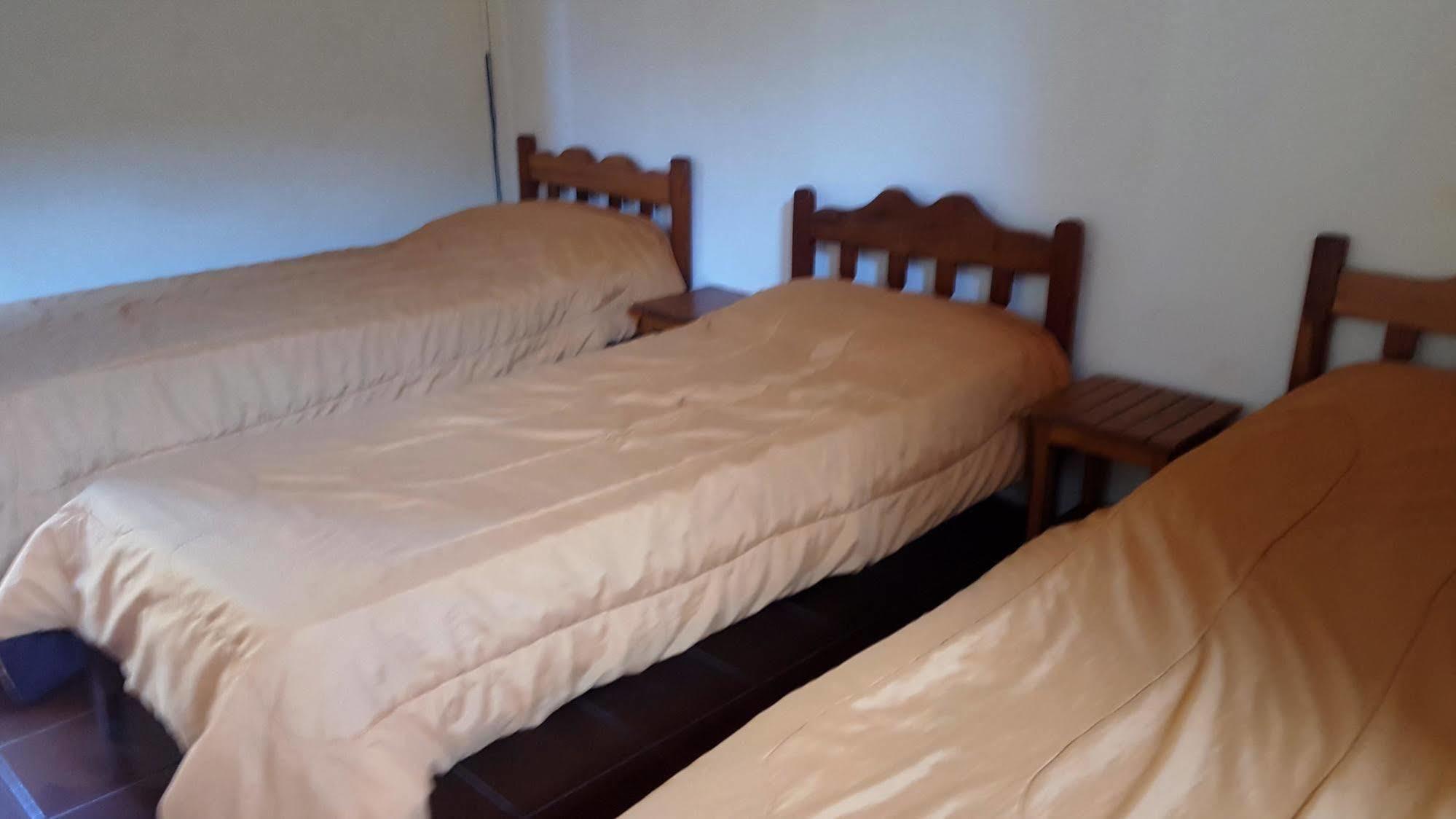 Hostel Residencial Uno Puerto Iguazú Zewnętrze zdjęcie